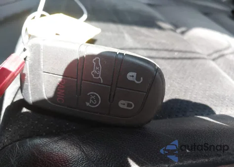 2015 Jeep Grand Cherokee Laredo из США, поврежденный, VIN 1C4RJFAG9FC913107